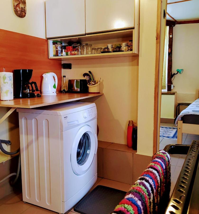 Authentic Guest Stay In The Heart Of Veliko Tarnovo Студио С Изглед Към Царевец エクステリア 写真